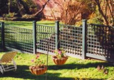 Trellis Garden Fence Stepped