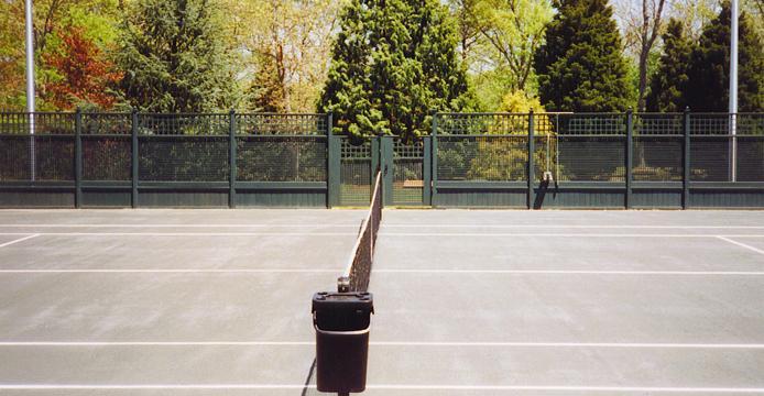 Tennis Court Fence high at mid-court